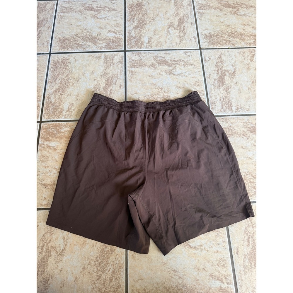 Alo Yoga Mens Performance 2 in 1 Shorts Espresso Brown XL Zip Pockets Liner - Picture 2 of 6
